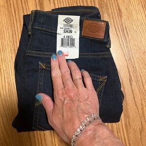 NWT Dickies Womens Size 4 Reg Skinny Perfect Shape Jean